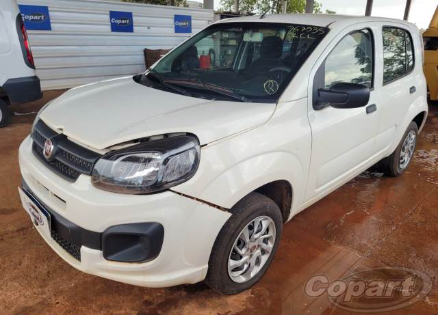 FIAT UNO 1.0 21/21