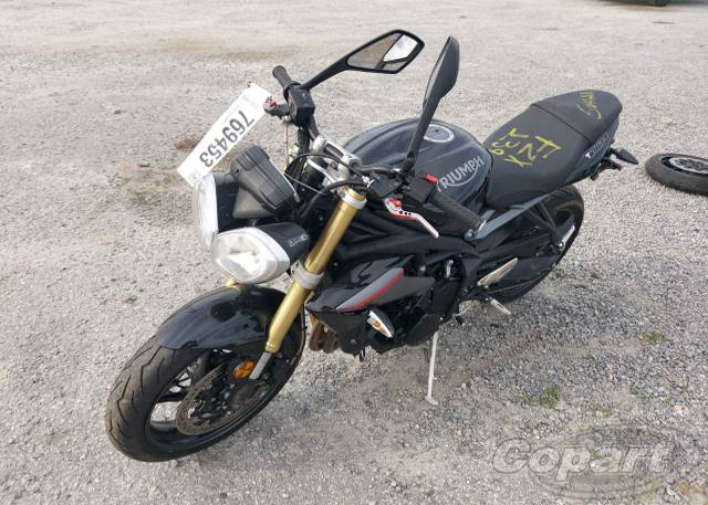 TRIUMPH STREET TRIPLE 15/15